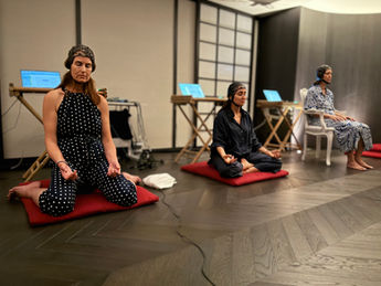 885535_4cbe802fb35e4a009f70a02fce130301~mv2